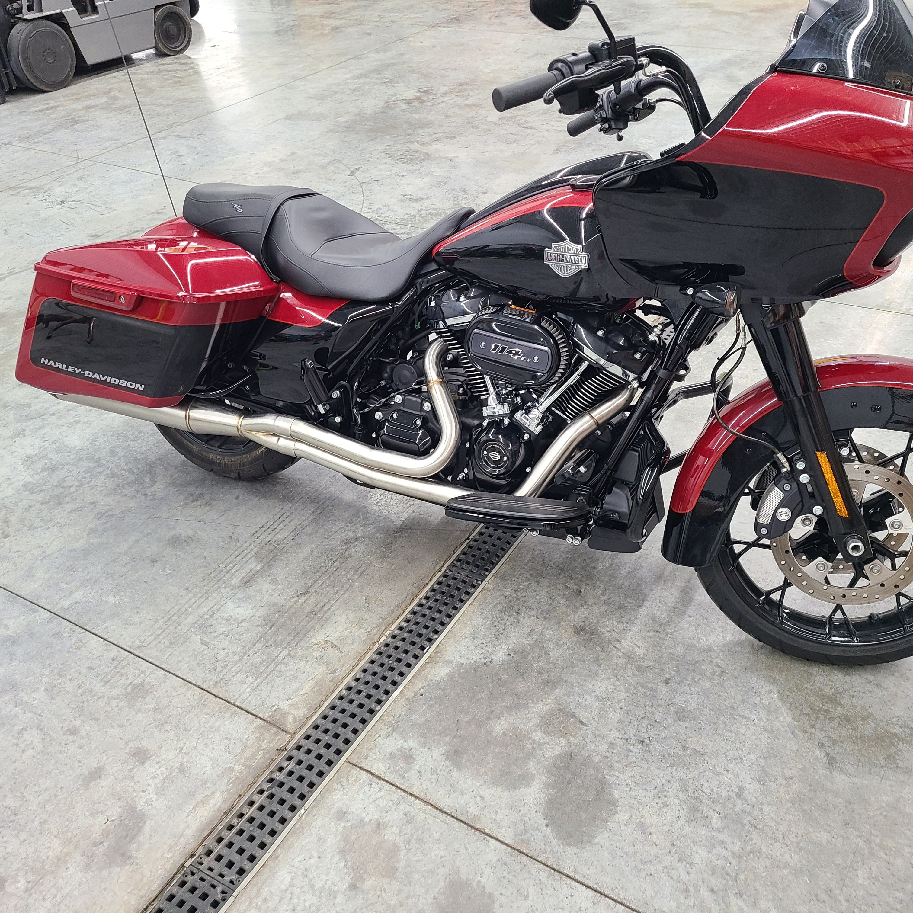 Harley Davidson Full Length 2-1 Touring Bagger Exhaust 2017+ M8